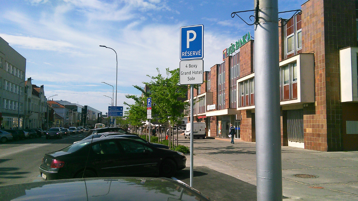 Parkovanie Nitra, Sola