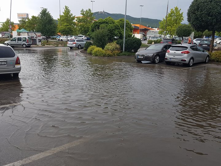 Potopa, parkovisko NAY v Nitre, 24.júl 2017