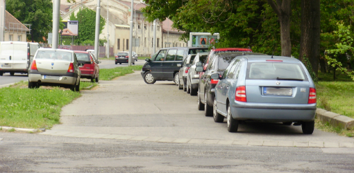 Parkovanie v Nitre a neschopnosť orgánov nastoliť poriadok