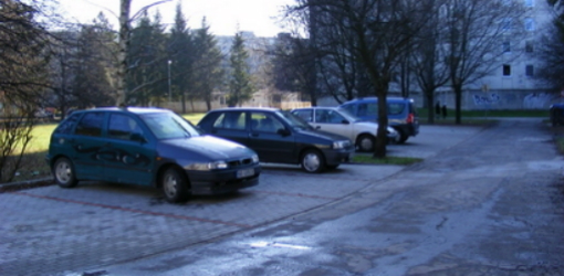 Parkovanie na sídliskách v Nitre, rezidentské karty, riešenie parkovania