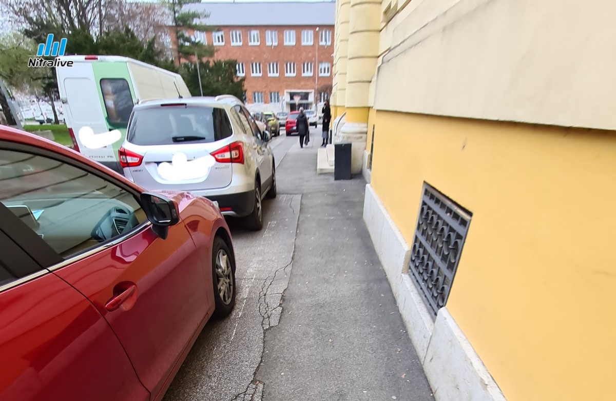 Parkovanie Nitra, problémy