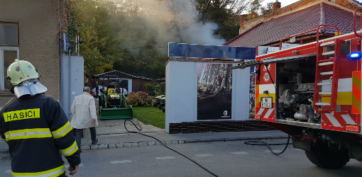 Prvé fotografie a video sme zverejnili na Facebooku