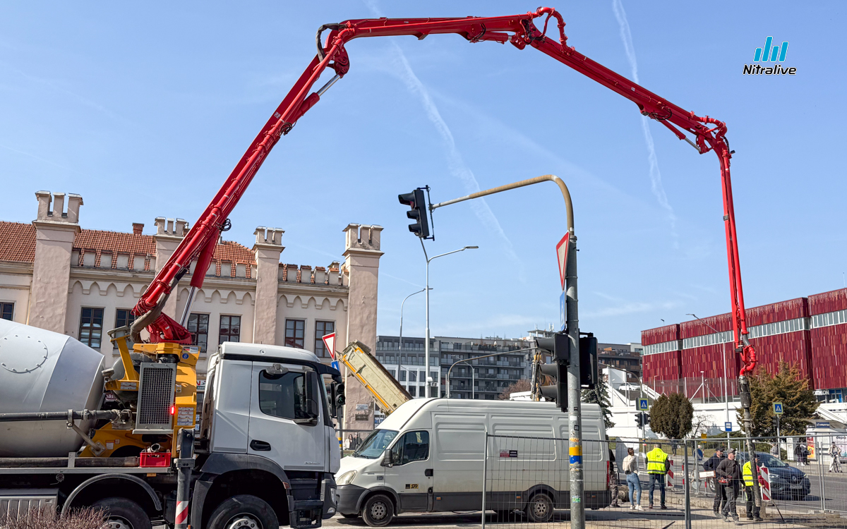 Centrum Nitry čakajú dopravné obmedzenia, potrvajú 6 týždňov (28.2. - 6.4.2025)