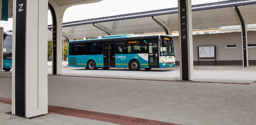 Časť zrušených spojov bude ARRIVA obsluhovať prímestskou autobusovou dopravou na trase Zlaté Moravce – Nitra, Topoľčany – Nitra