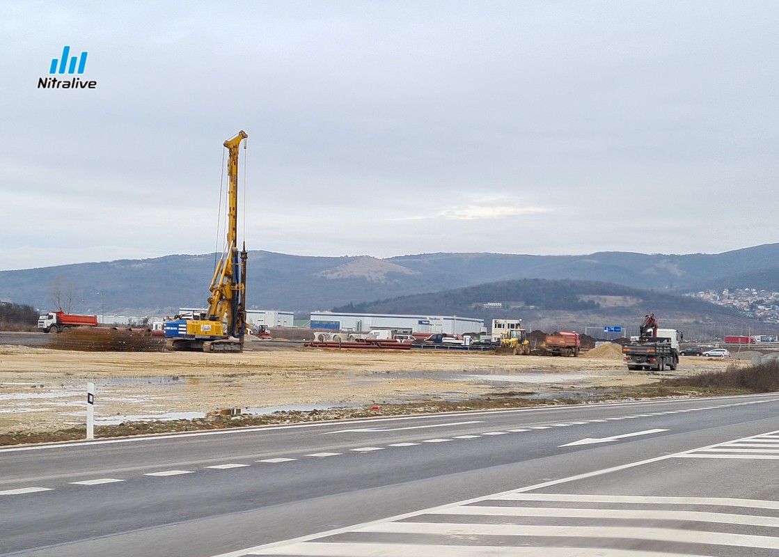 Hornbach Nitra, výstavba