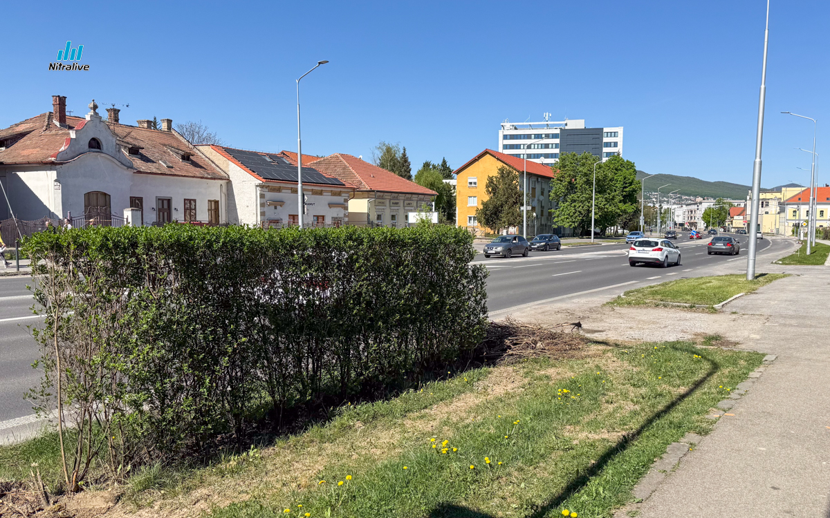 Križovatka Štefánikova x Staničná x Rázusova, semafory