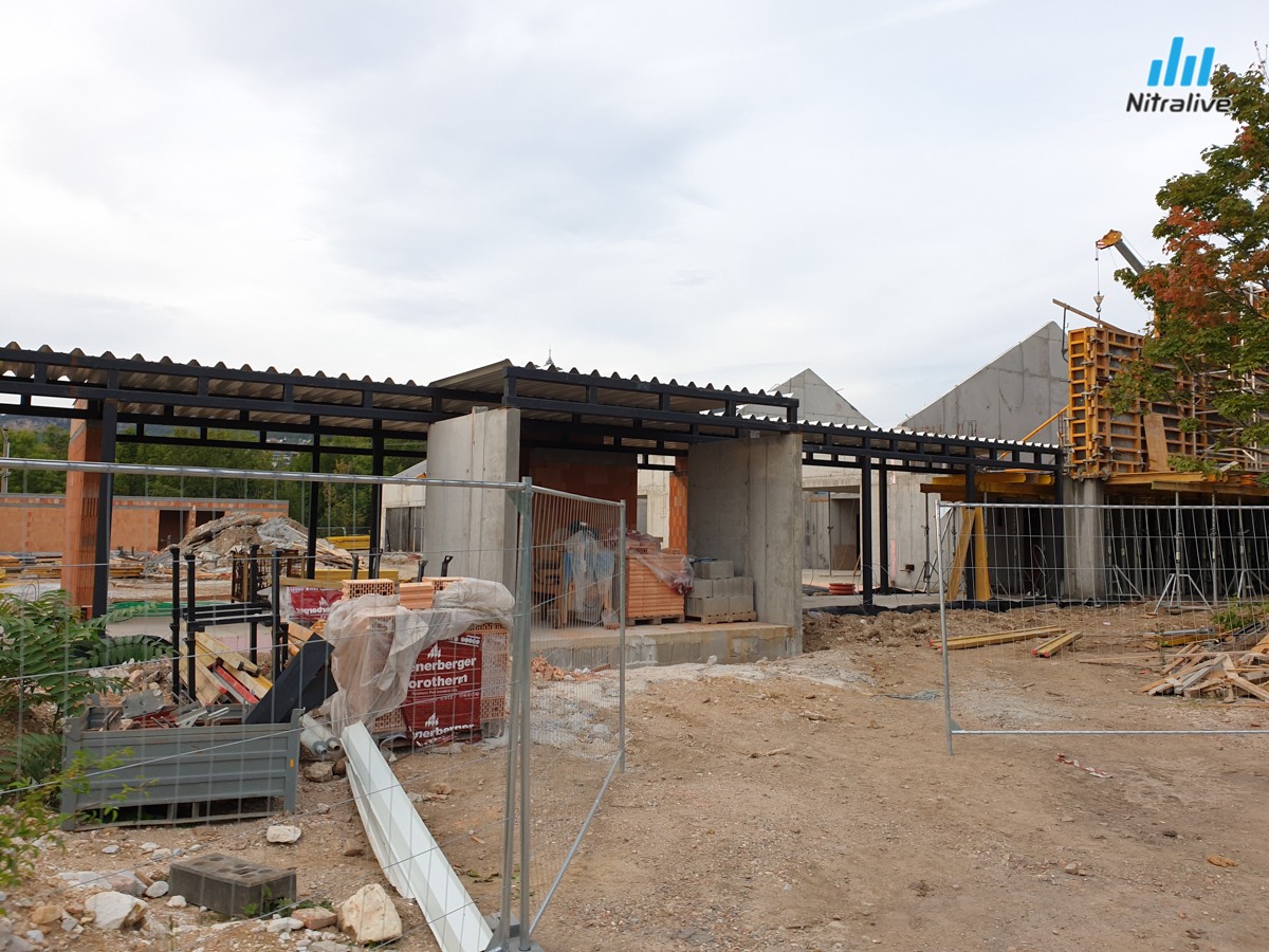 Materská škola, bývalé kasárne pod Zoborom, výstavba september 2019