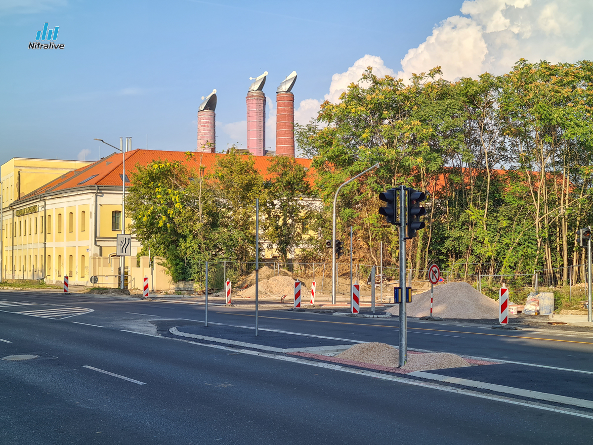 Začali práce na výstavbe križovatky Štefánikova - Nová Nitra